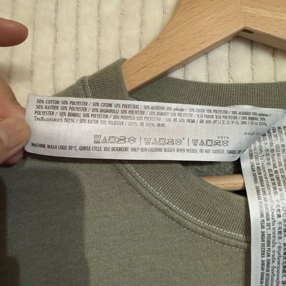 Disneyland Disney Mickey Mouse Sage Green Tie Dye Sweatshirt Unisex M - Picture 7 of 10